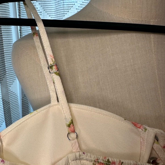 Blu Pepper Cream Floral Tiered Mini Dress - Picture 4 of 8